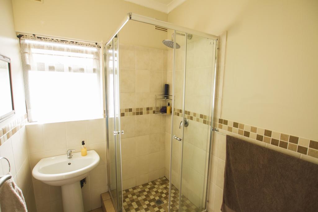 Eden Rose Manor B&B La Mercy Luaran gambar