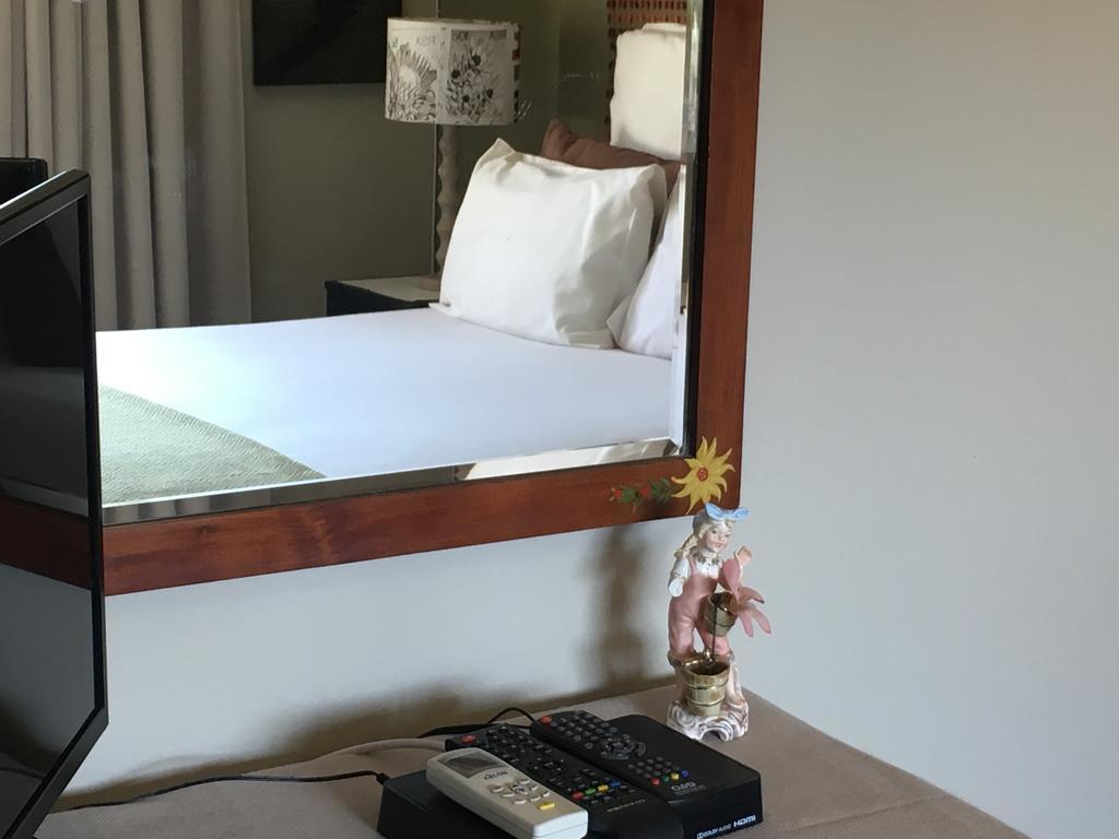 Eden Rose Manor B&B La Mercy Luaran gambar